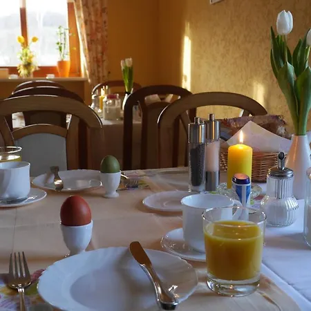 Pensionat Gaestehaus Hofer 3*