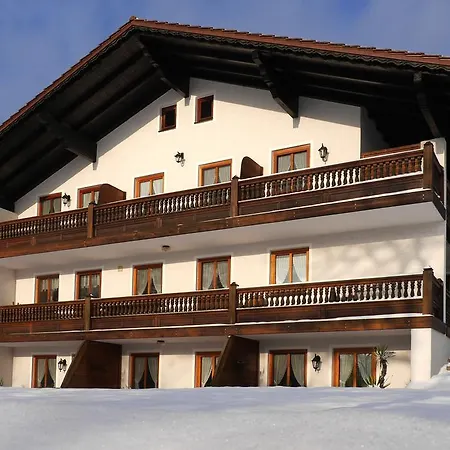 Gaestehaus Hofer *
